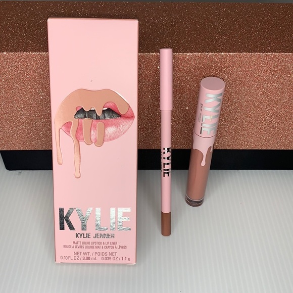 Kylie Cosmetics Other - Kylie cosmetics lip kit BARE MATTE 700